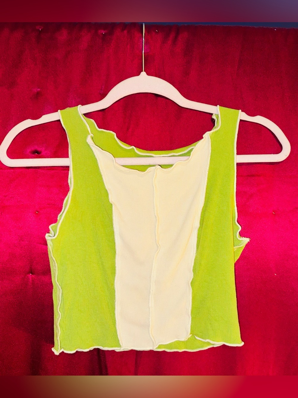 👑 Size XSmall Cute SHEIN Green & Cream Ribbed Crop Tank
